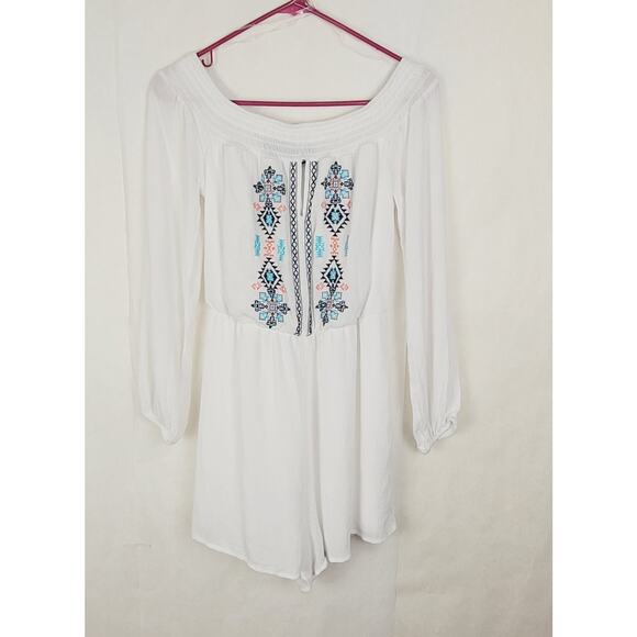 Trixxi white aztec embroidered gauzy romper Size large boho hippie vacation - Picture 1 of 10